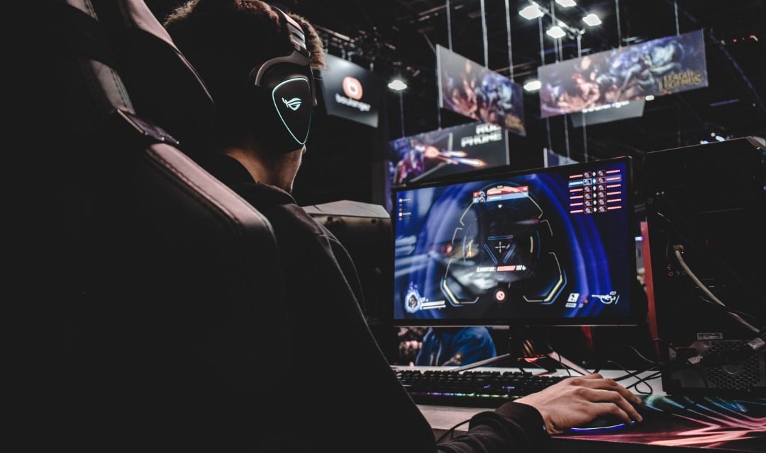 https://www.southerncrescent.com.my/wp-content/uploads/2021/02/Gamers-1080x640.jpeg